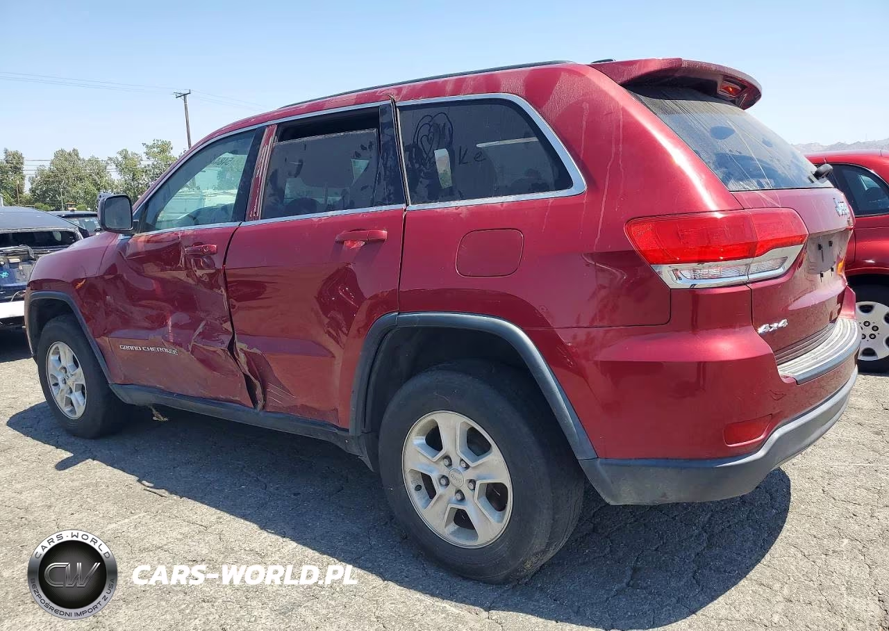 2015 Jeep Grand Cherokee Laredo VIN:1C4RJFAG5FC924282 - 2