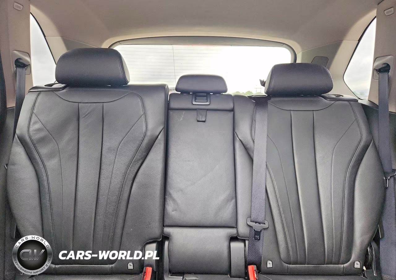 2015 BMW X5 xDrive35I VIN:5UXKR0C5XF0P11685 - 10