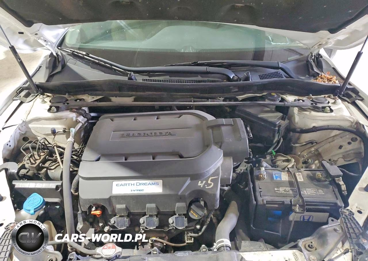 2017 Honda Accord Touring VIN:1HGCR3F9XHA042094 - 11