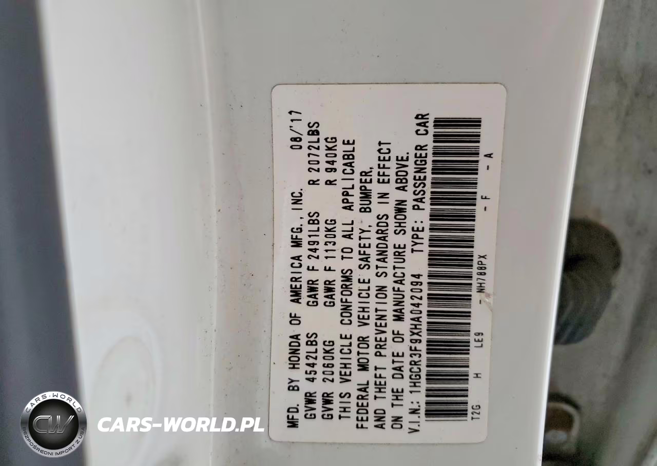 2017 Honda Accord Touring VIN:1HGCR3F9XHA042094 - 13