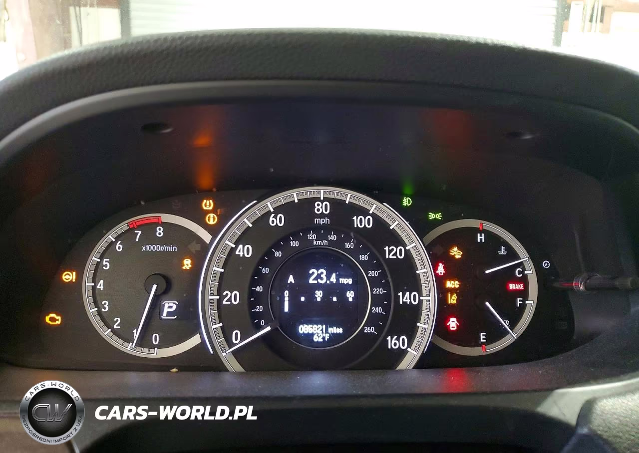 2017 Honda Accord Touring VIN:1HGCR3F9XHA042094 - 9