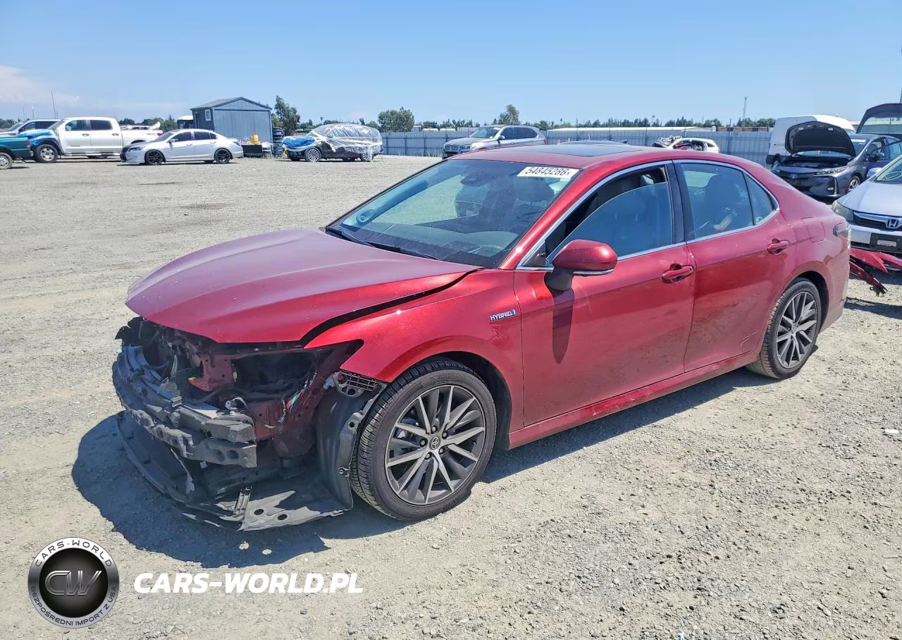 2021 Toyota Camry – zdjęcie 1 z 13