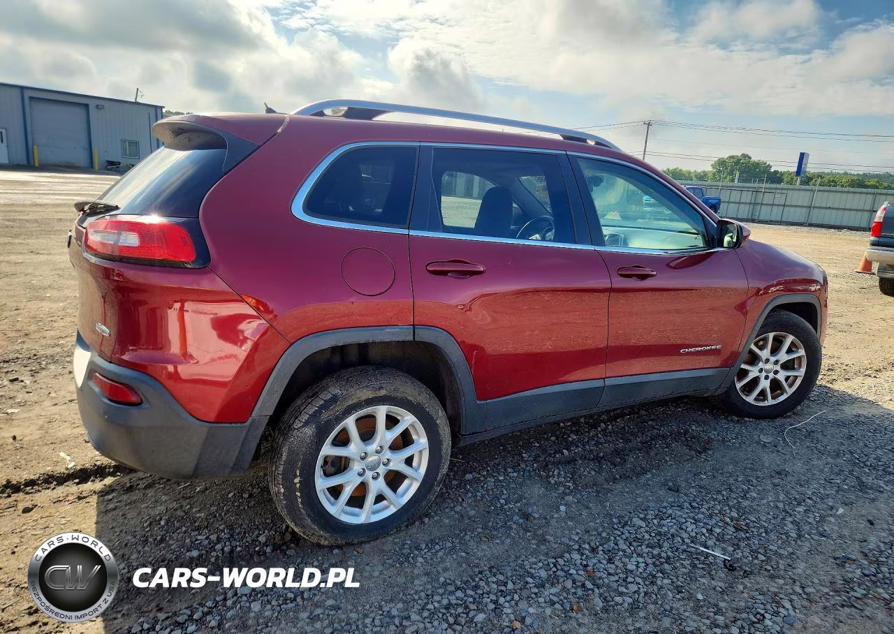 2016 Jeep Cherokee Latitude VIN:1C4PJMCB7GW185297 - 3