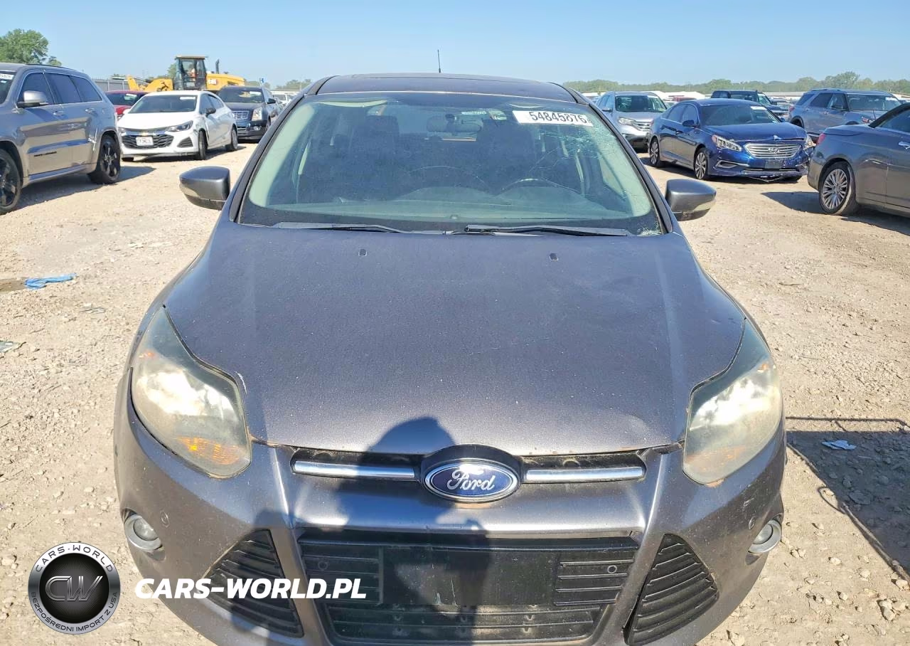 2013 Ford Focus Titanium VIN:1FADP3N28DL158315 - 5