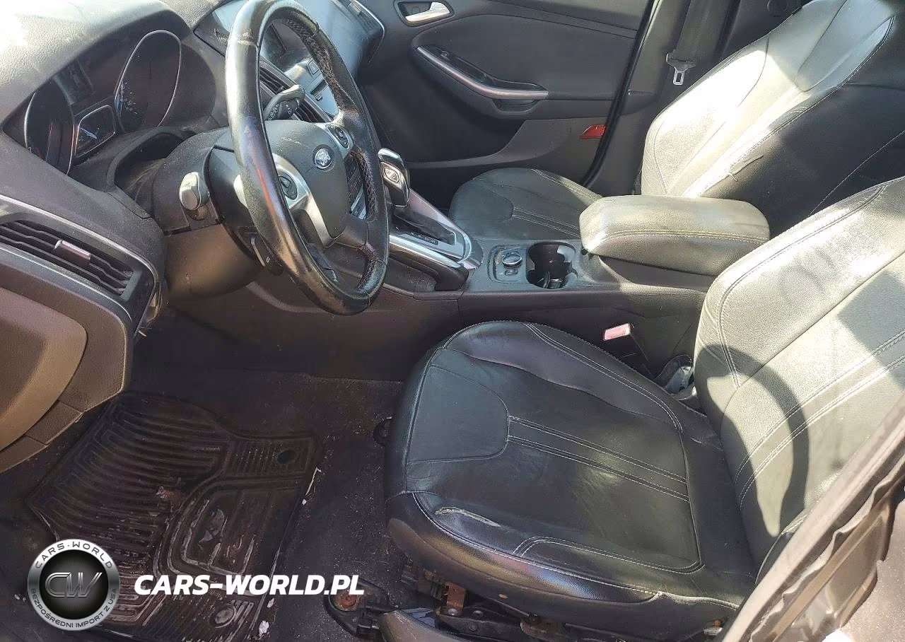 2013 Ford Focus Titanium VIN:1FADP3N28DL158315 - 7