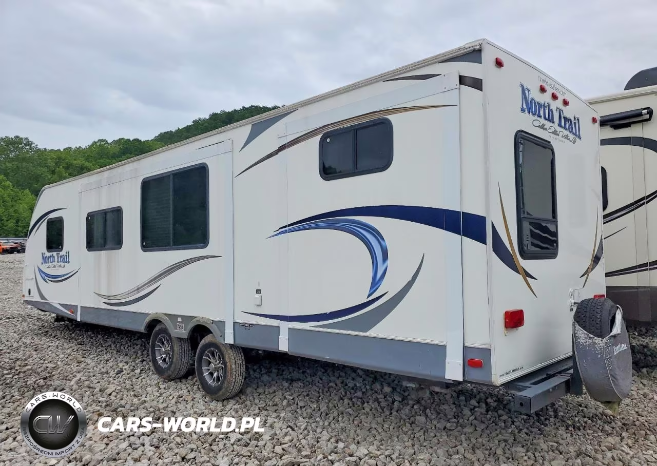 2013 Heartland North Trail Camper VIN:5SFNB3526DE260016 - 3