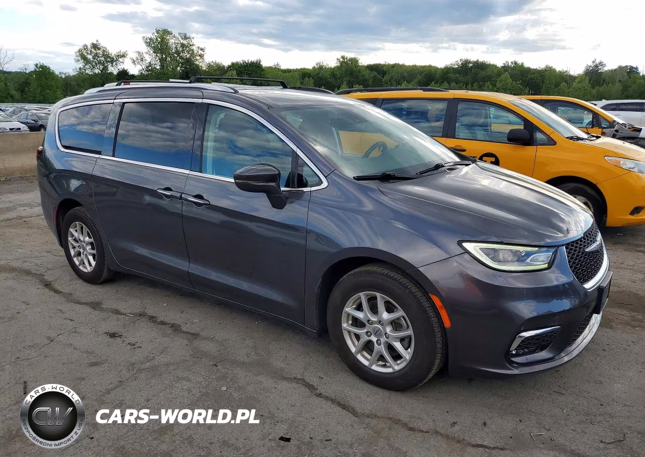2021 Chrysler Pacifica Touring L VIN:2C4RC1BG0MR605419 - 4
