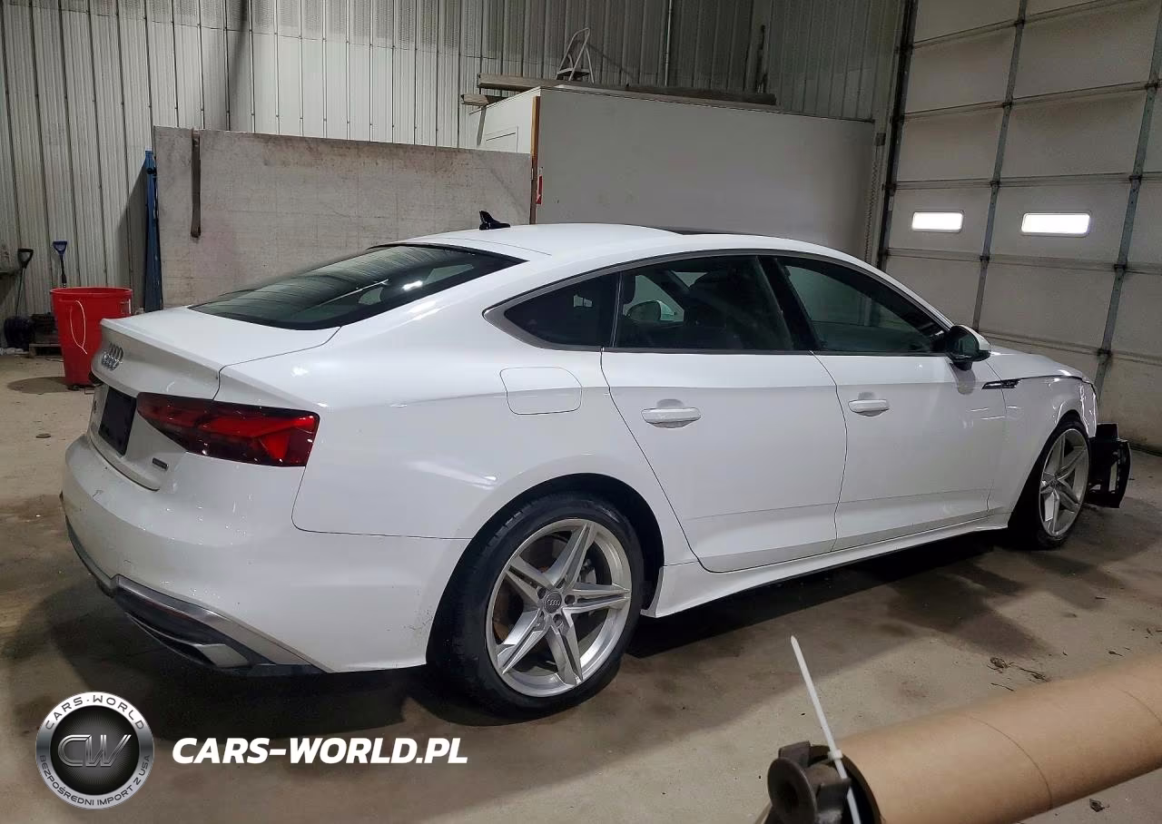 2021 Audi A5 Premium 45 VIN:WAUDACF58MA015104 - 3