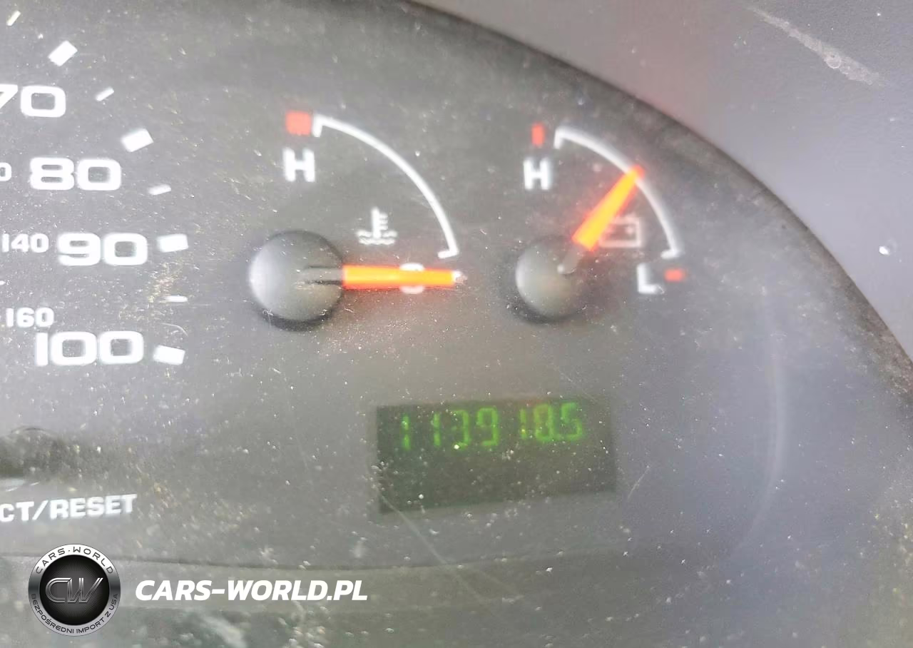 2005 Ford E-350 Super Duty Commercial-Recreational VIN:1FTSE34L55HA85085 - 9