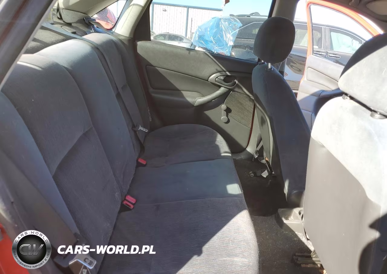 2000 Ford Focus Lx VIN:1FAFP33P2YW402214 - 10