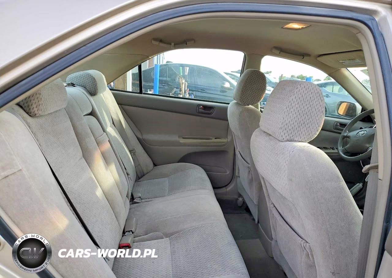 2004 Toyota Camry Le VIN:4T1BE32K94U794307 - 10