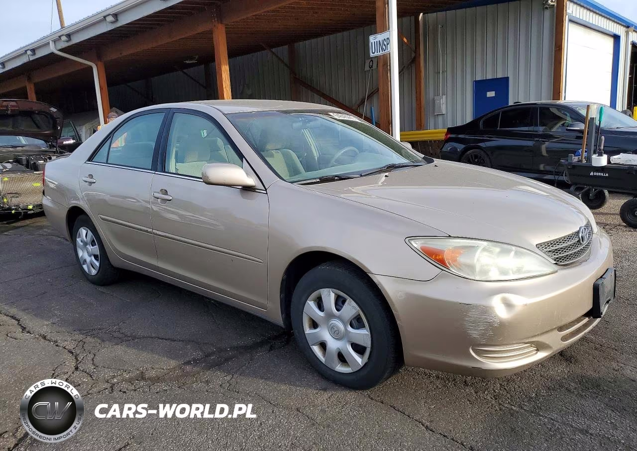 2004 Toyota Camry Le VIN:4T1BE32K94U794307 - 4