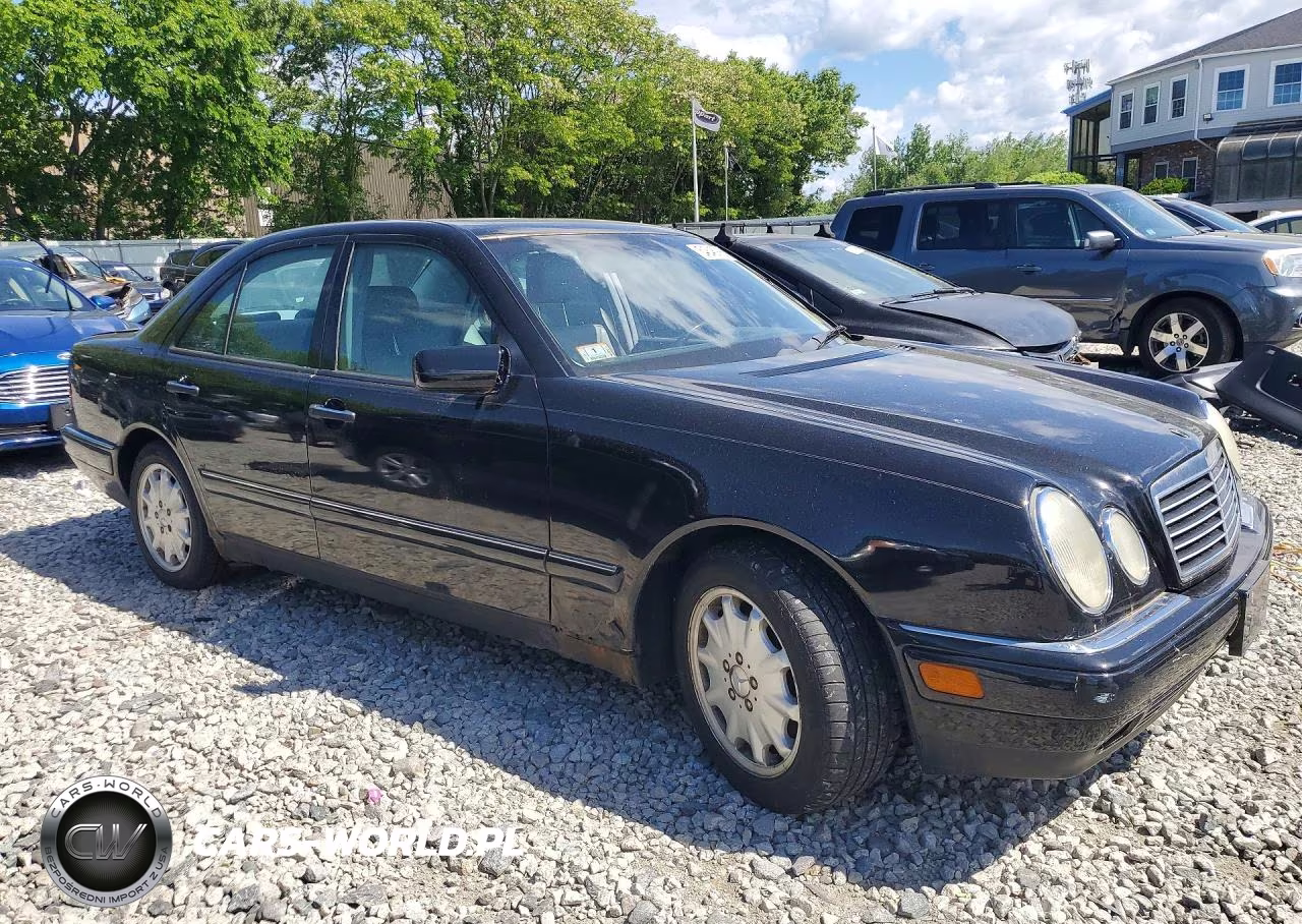 1999 Mercedes-Benz E 320 VIN:WDBJF65H8XA770275 - 4