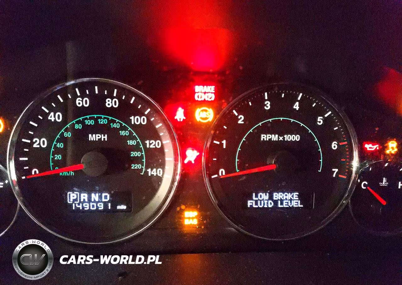 2010 Jeep Grand Cherokee Laredo VIN:1J4PR4GK6AC151227 - 9