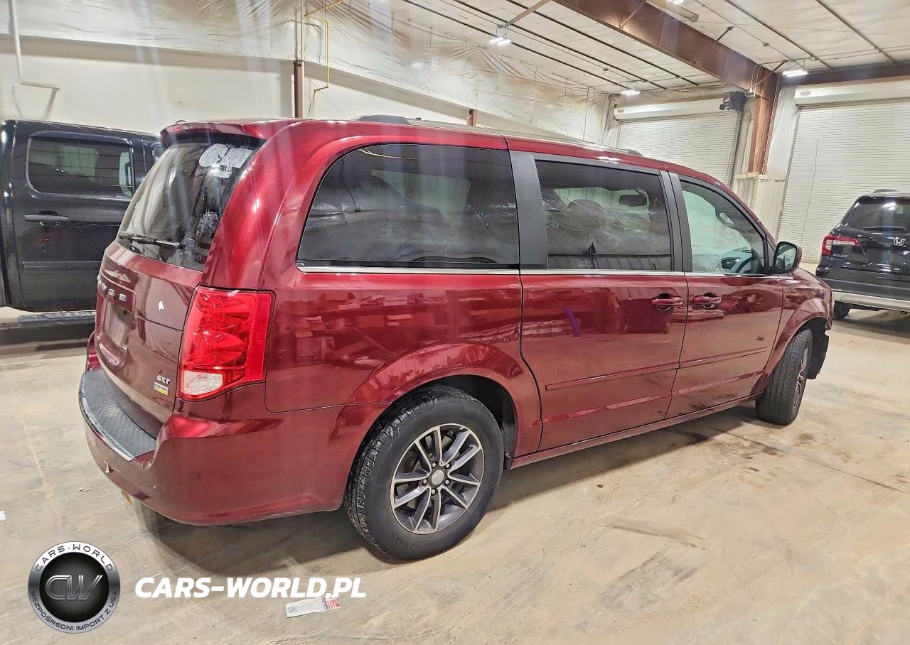 2017 Dodge Grand Caravan Sxt VIN:2C4RDGCG5HR841892 - 3