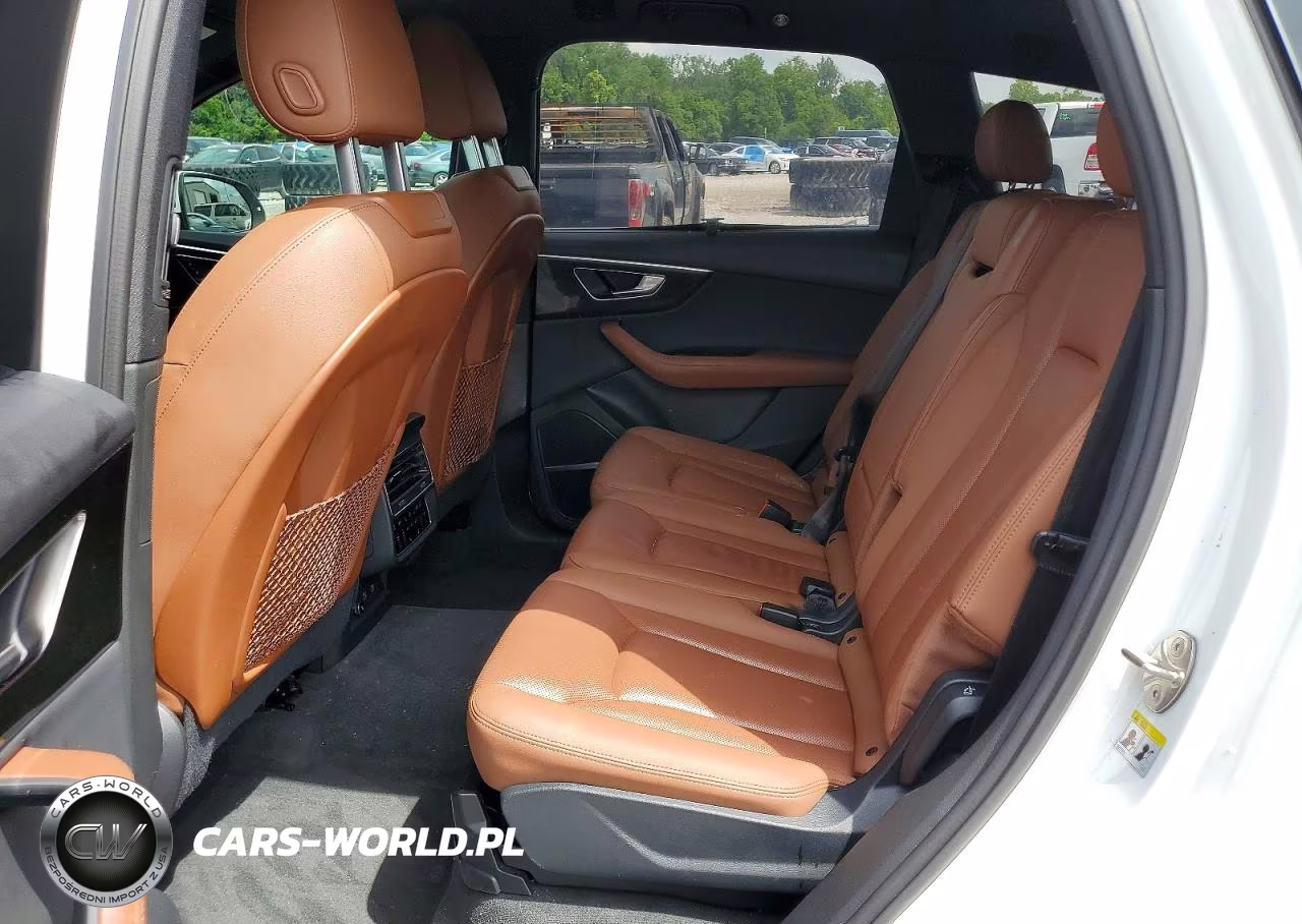 2021 Audi Q7 Prestige VIN:WA1VXAF7XMD022043 - 11
