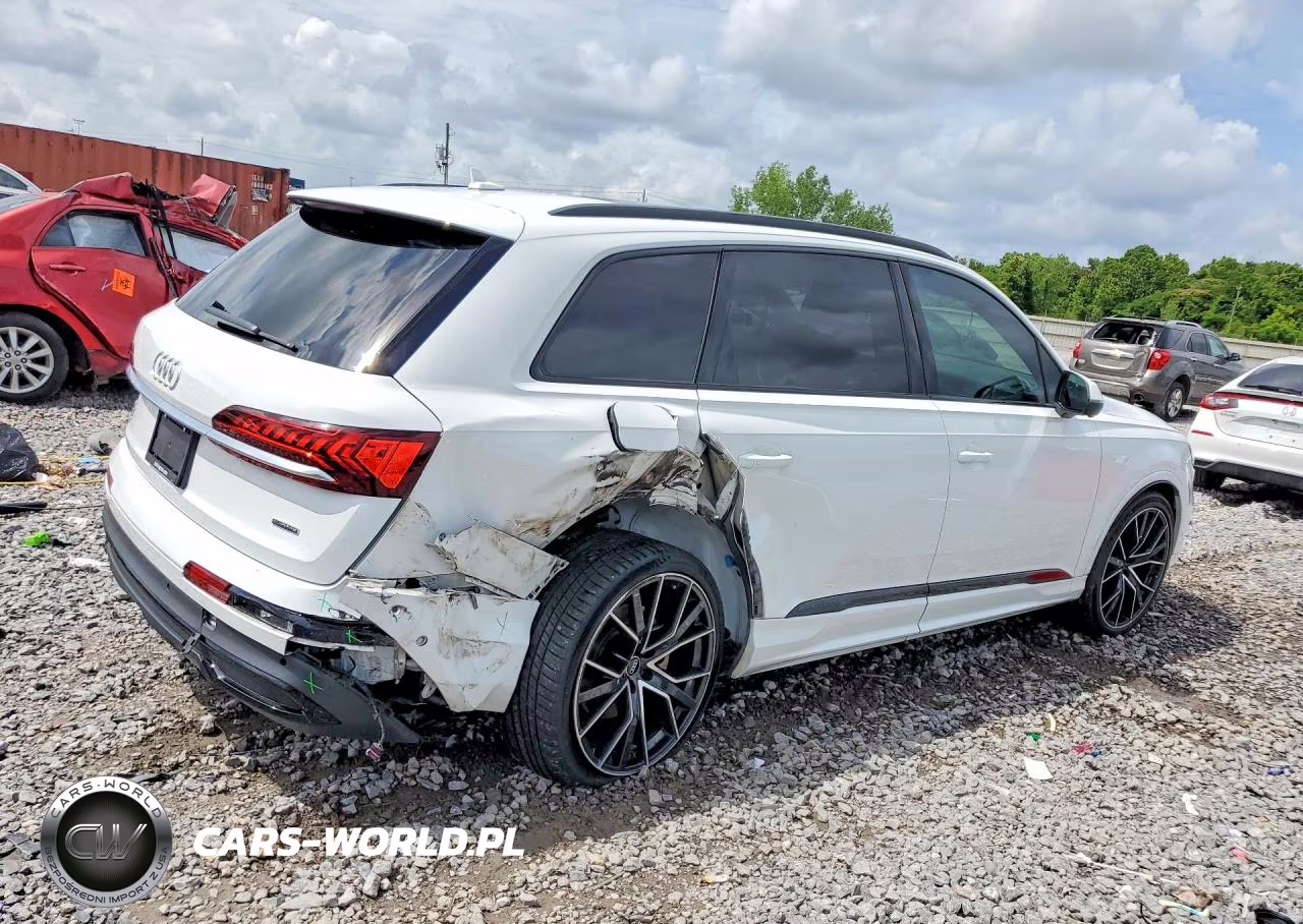 2021 Audi Q7 Prestige VIN:WA1VXAF7XMD022043 - 3