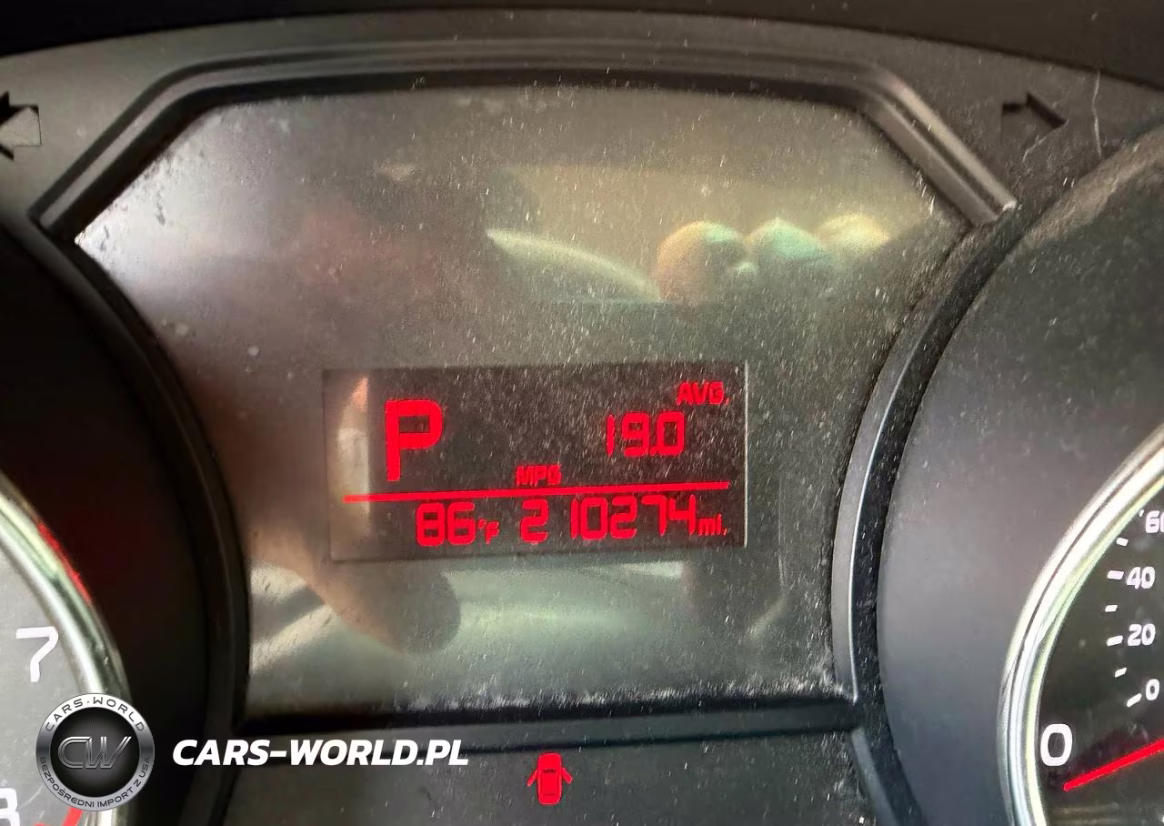 2016 Kia Sedona L VIN:KNDMA5C16G6114169 - 8