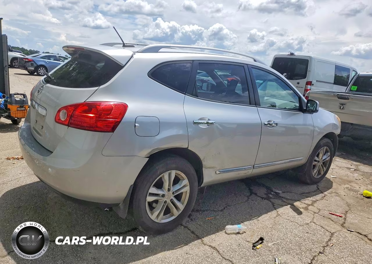 2013 Nissan Rogue S VIN:JN8AS5MV0DW654053 - 3