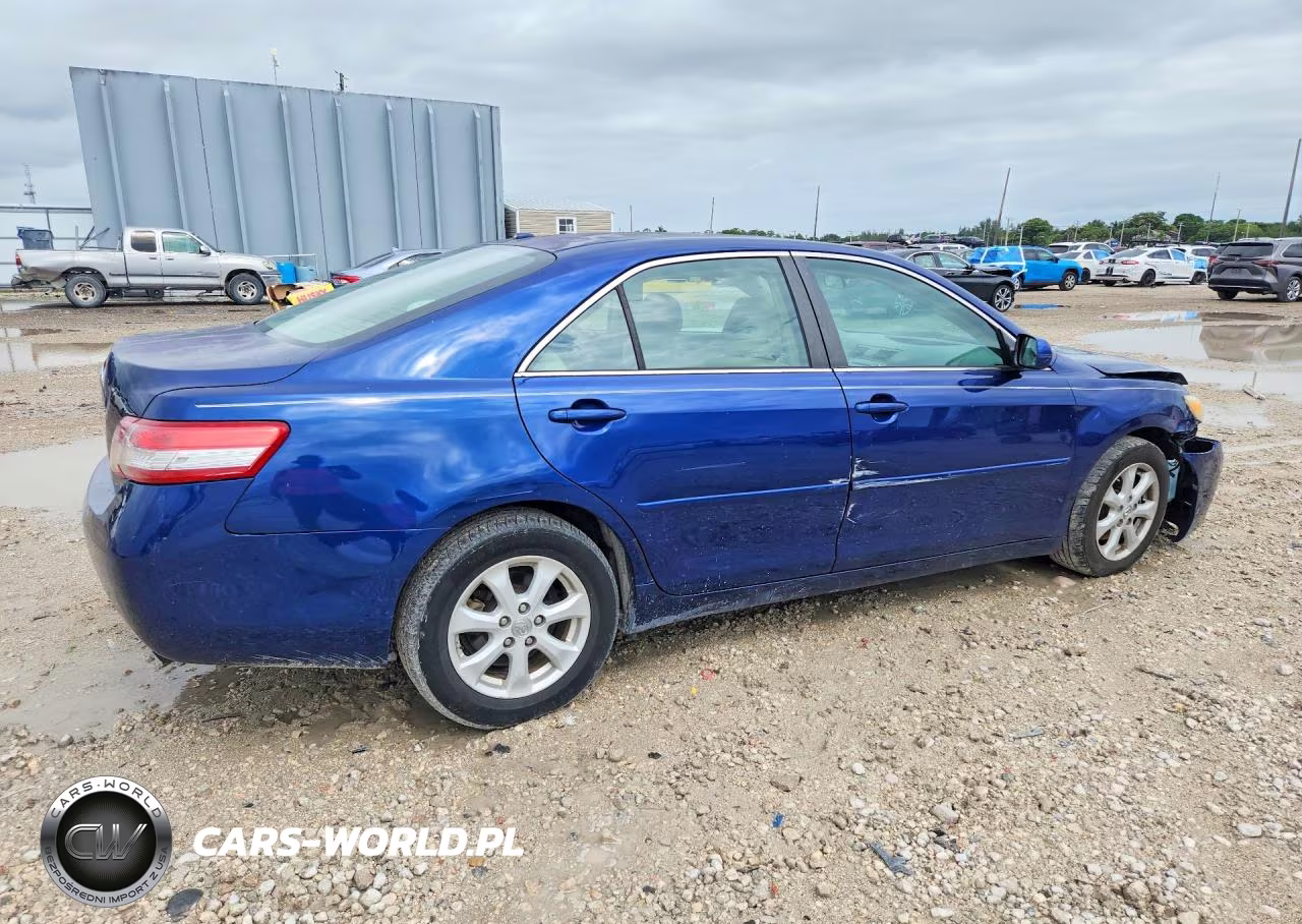 2011 Toyota Camry Le VIN:4T1BF3EK1BU667783 - 3