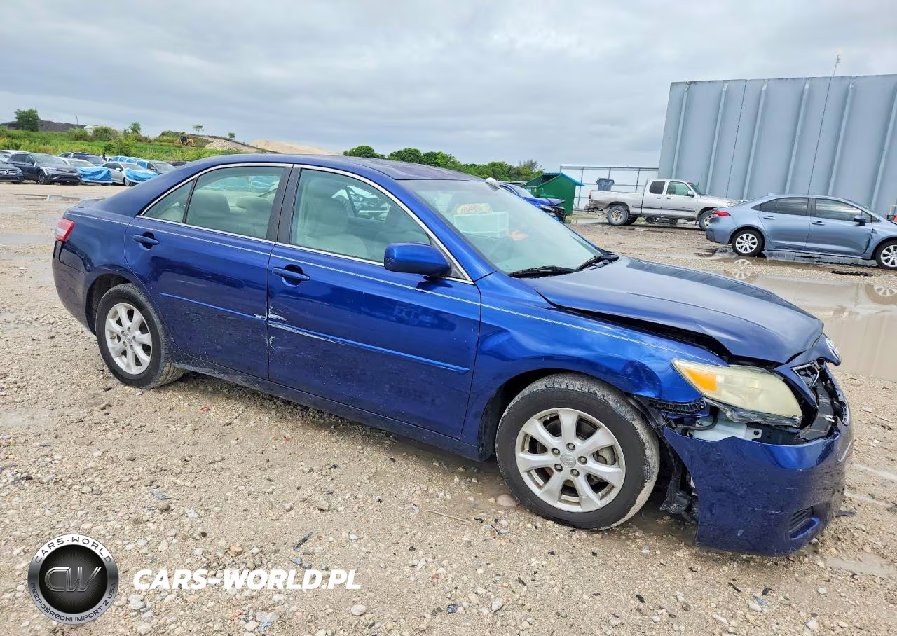 2011 Toyota Camry Le VIN:4T1BF3EK1BU667783 - 4