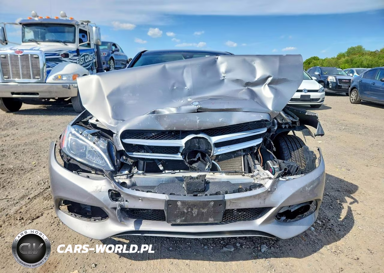 2015 Mercedes-Benz C 300 4Matic VIN:55SWF4KB0FU072372 - 5