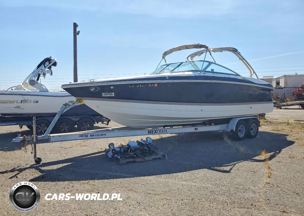 2005 Cobalt Boat