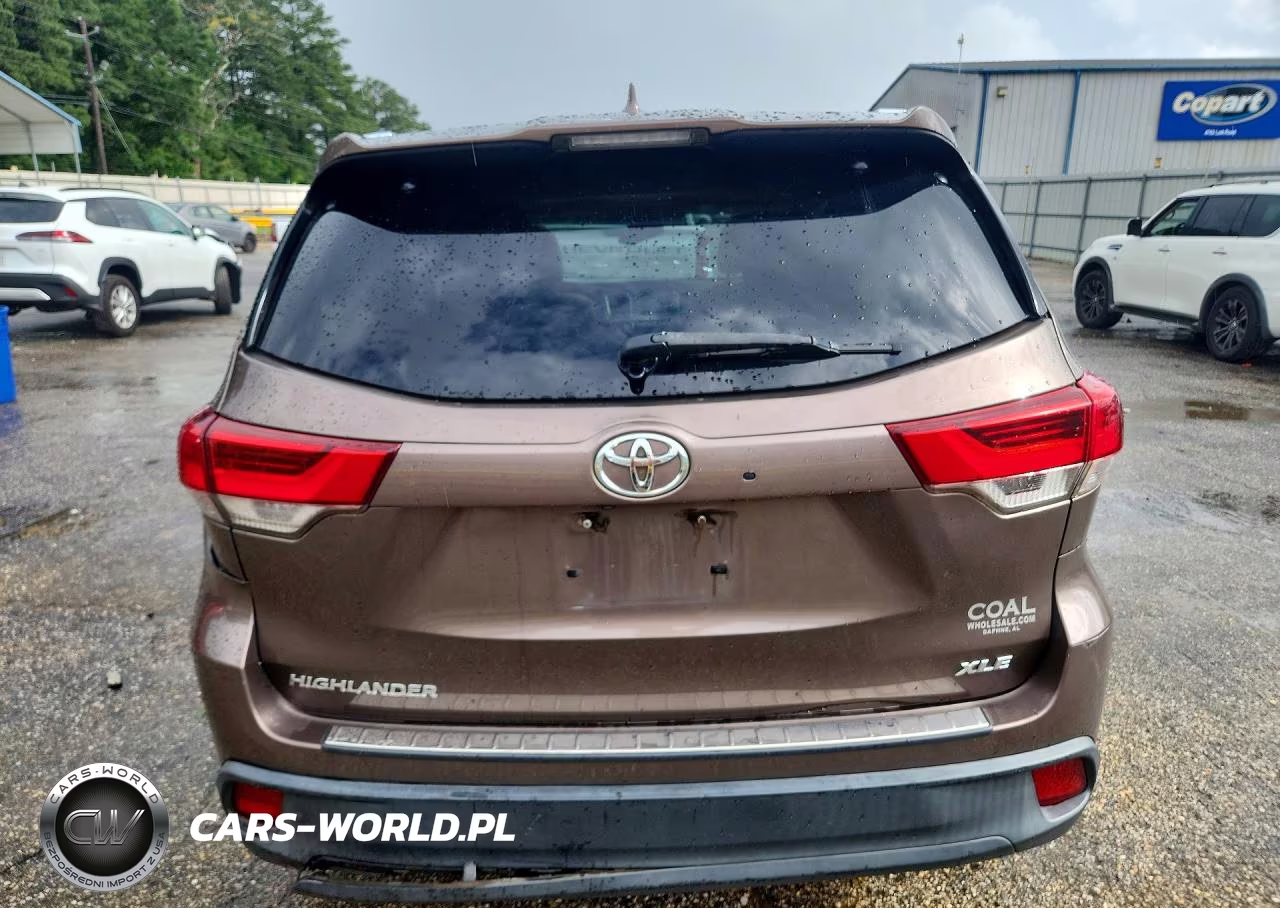 2018 Toyota Highlander Xle VIN:5TDKZRFH7JS289019 - 6