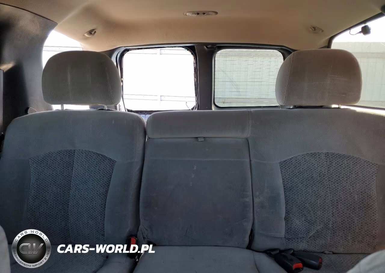 2001 Chevrolet Tahoe K1500 VIN:1GNEK13T11J182340 - 10