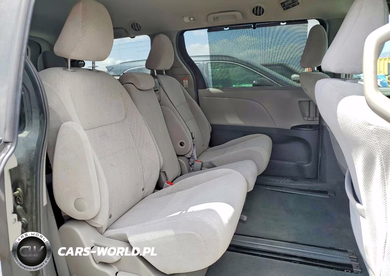 2017 Toyota Sienna Le VIN:5TDKZ3DC7HS774386 - 11