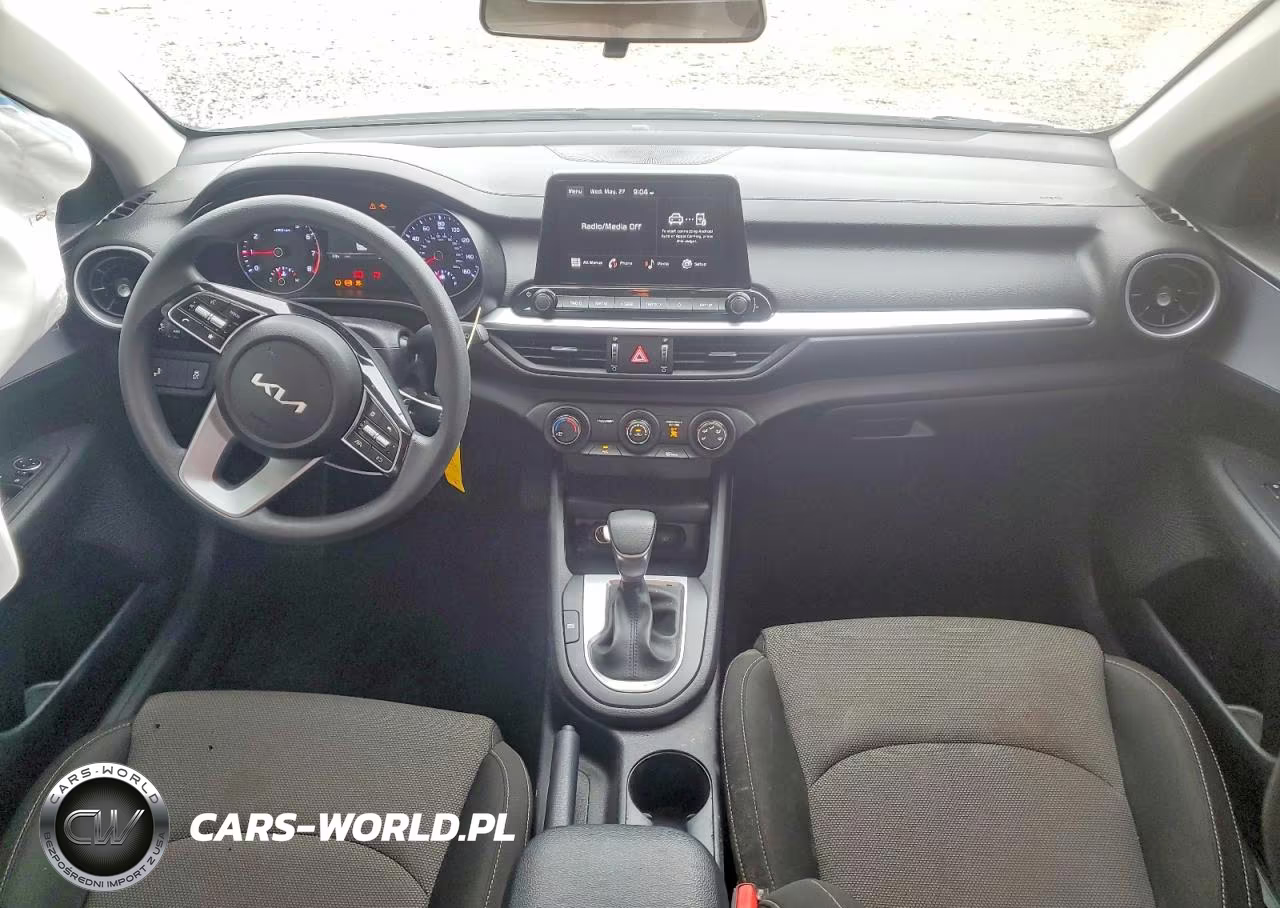2024 Kia Forte Lxs VIN:3KPF24AD8RE778063 - 8