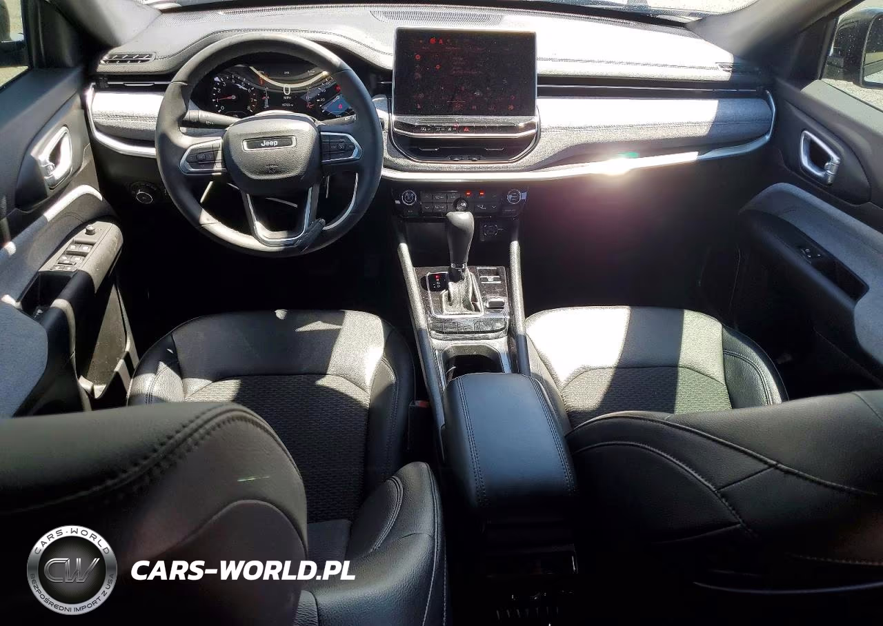 2024 Jeep Compass Latitude VIN:3C4NJDBN0RT115636 - 8