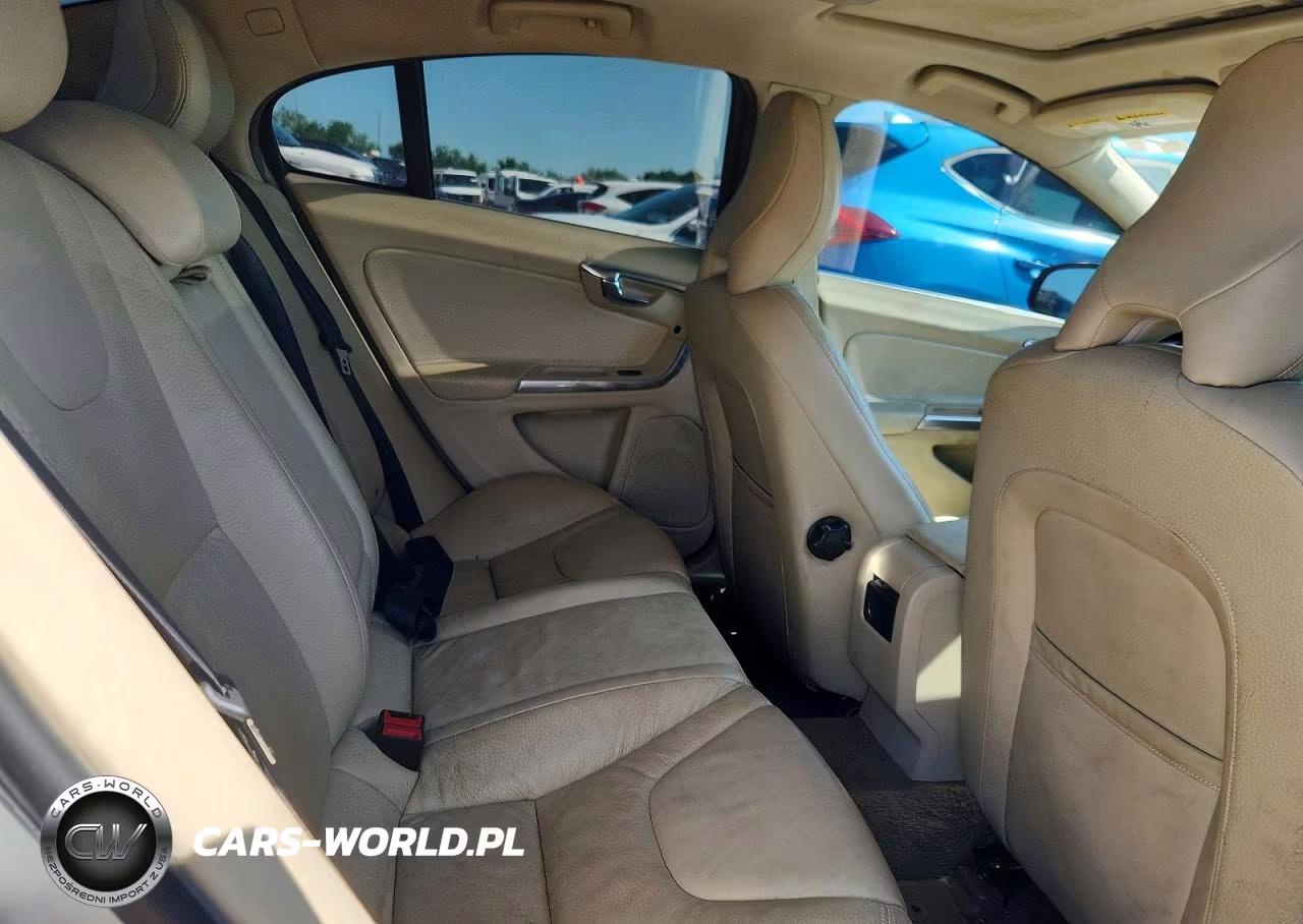 2014 Volvo S60 T5 VIN:YV1612FS9E2274007 - 10