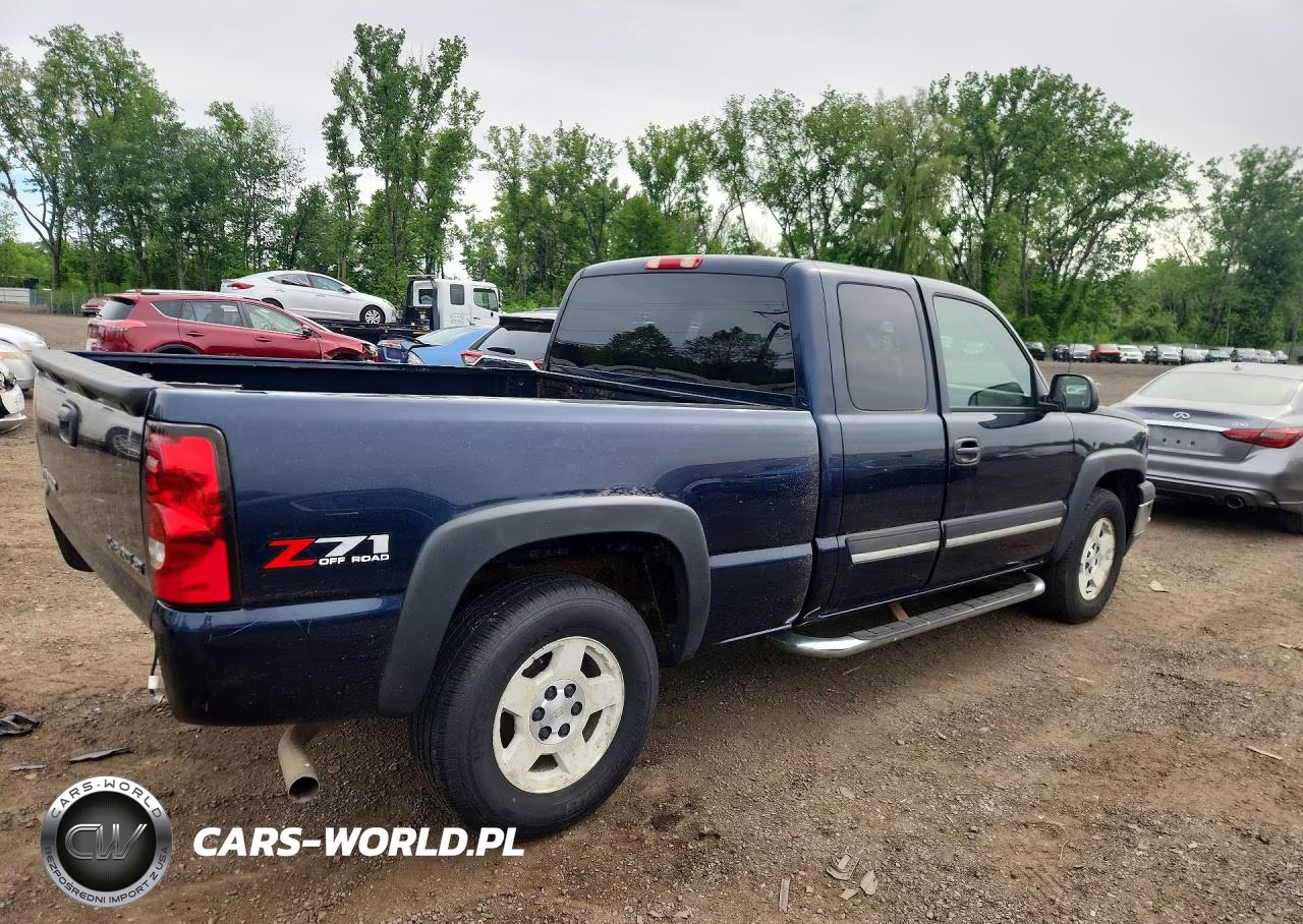 2005 Chevrolet Silverado K1500 VIN:2GCEK19B351171962 - 3