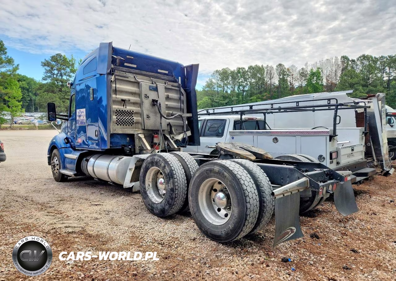 2018 Kenworth T680 Semi Truck VIN:1XKYDP9XXJJ186145 - 3