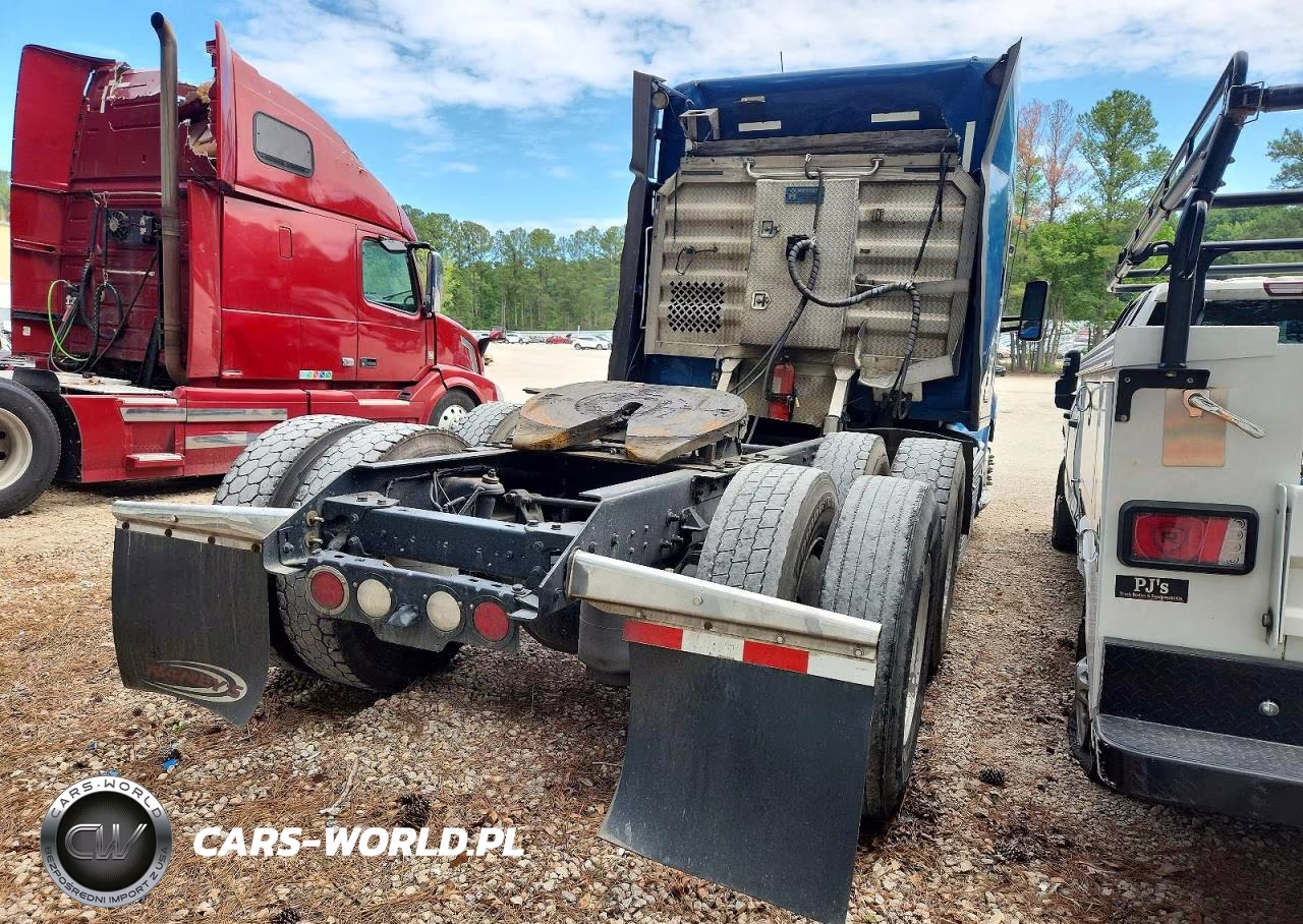 2018 Kenworth T680 Semi Truck VIN:1XKYDP9XXJJ186145 - 4