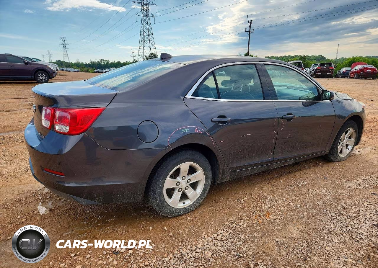 2013 Chevrolet Malibu 1Lt VIN:1G11C5SA2DF288274 - 3