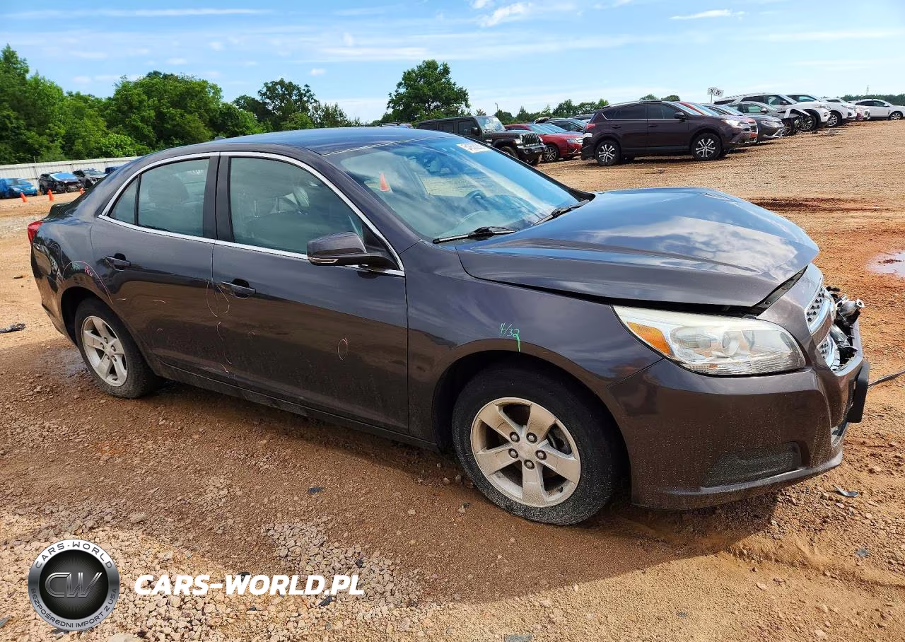 2013 Chevrolet Malibu 1Lt VIN:1G11C5SA2DF288274 - 4