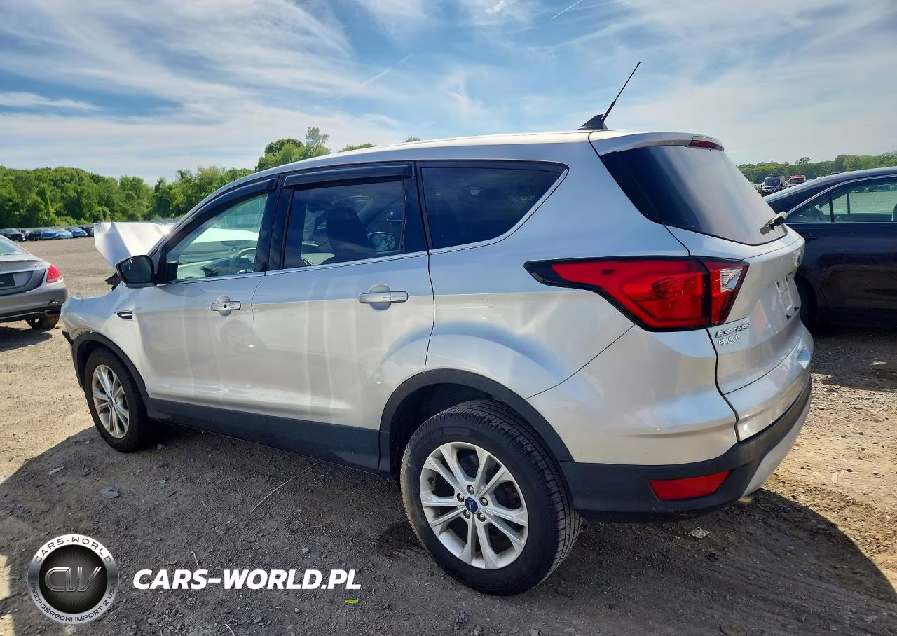 2019 Ford Escape Se VIN:1FMCU9GD4KUA27899 - 2