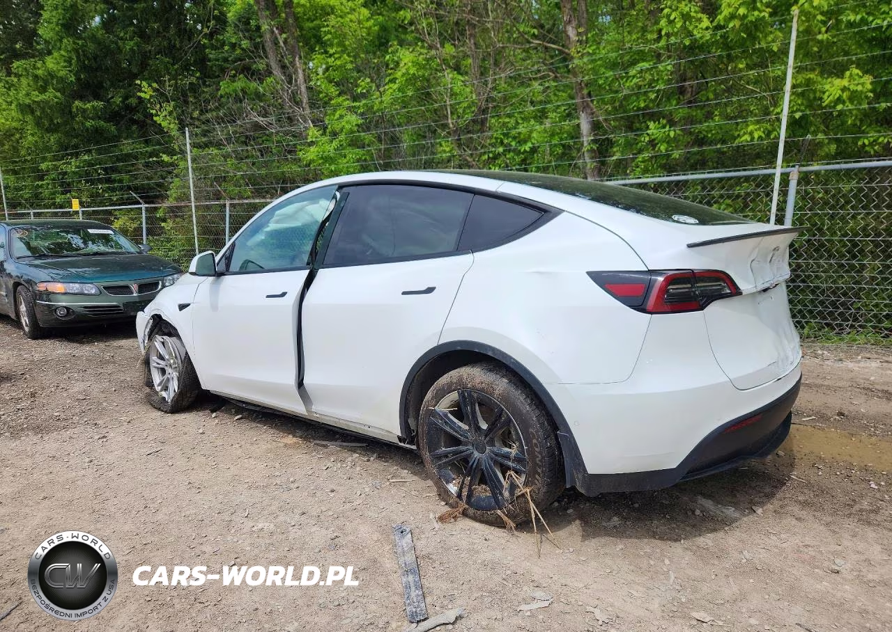 2021 Tesla Model Y VIN:5YJYGAEE1MF263579 - 2
