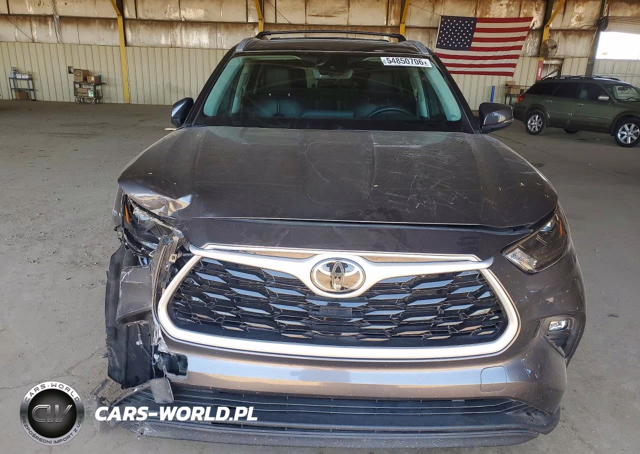 2022 Toyota Highlander Xle VIN:5TDGZRAH9NS131638 - 5