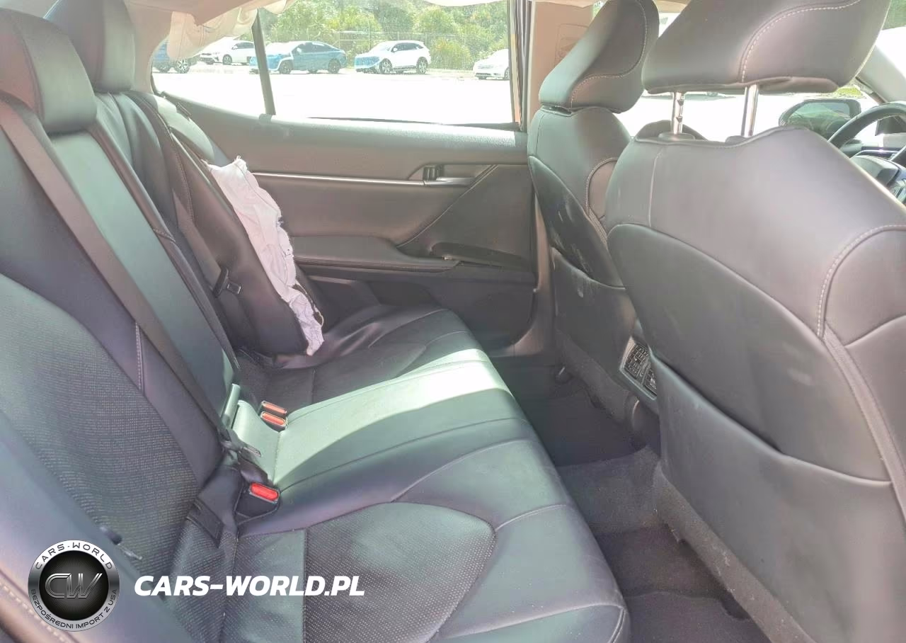 2021 Toyota Camry Xse VIN:4T1K61AK0MU513157 - 10