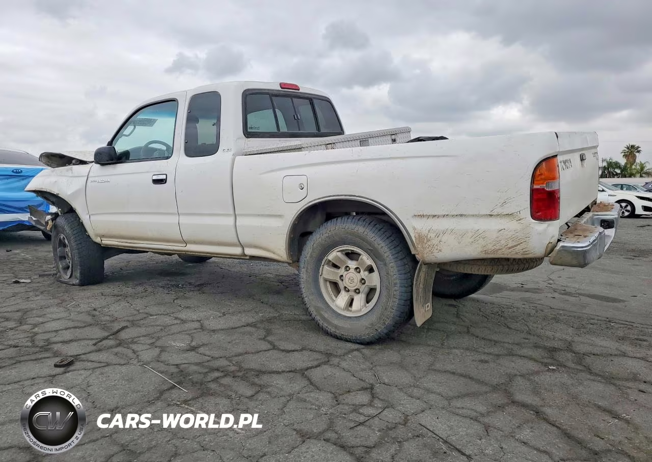 2000 Toyota Tacoma Xtracab VIN:5TEWM72N7YZ698683 - 2