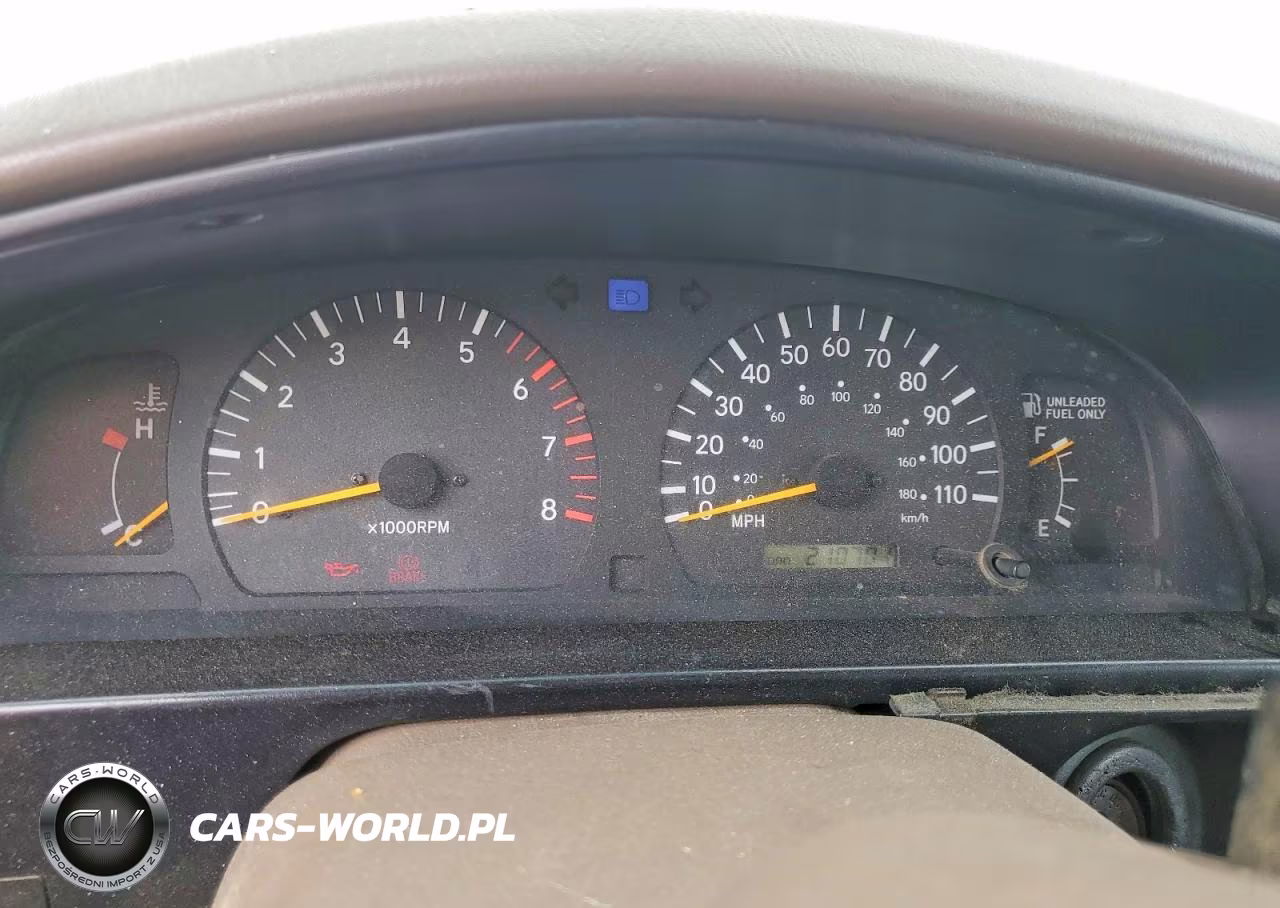 2000 Toyota Tacoma Xtracab VIN:5TEWM72N7YZ698683 - 9