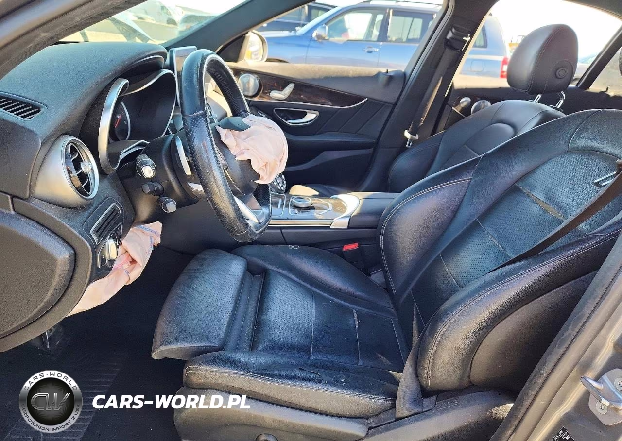 2018 Mercedes-Benz C 300 VIN:55SWF4JB3JU257235 - 7