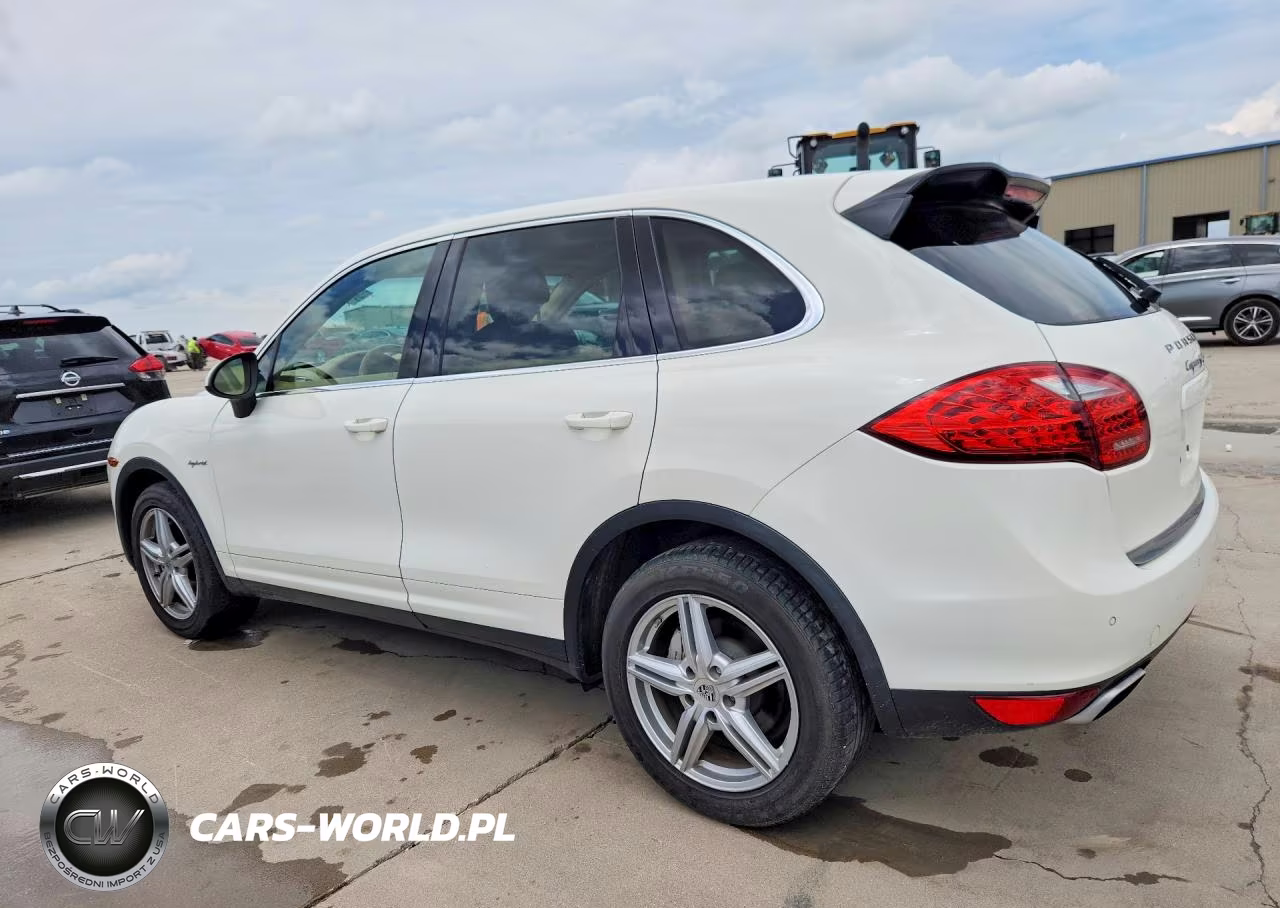 2012 Porsche Cayenne S Hybrid VIN:WP1AE2A25CLA91463 - 2