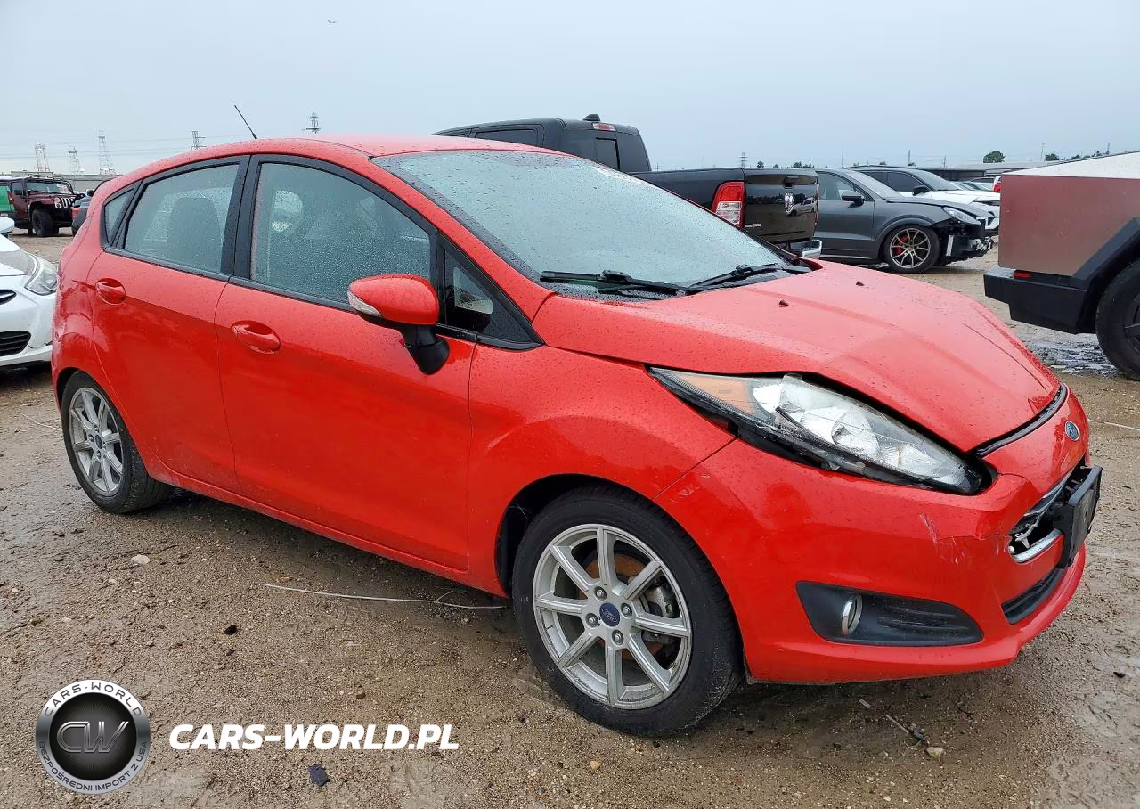 2015 Ford Fiesta Se VIN:3FADP4EJ7FM210824 - 4