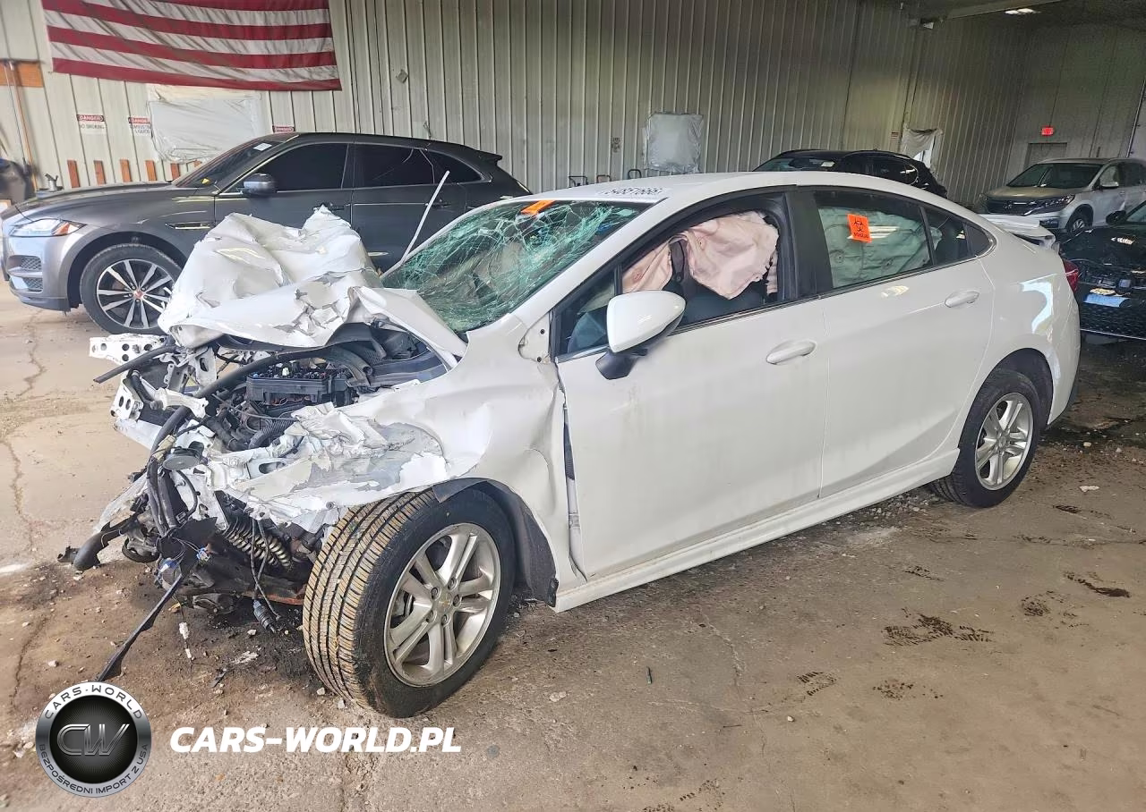 2017 Chevrolet Cruze Lt – zdjęcie 1 z 12