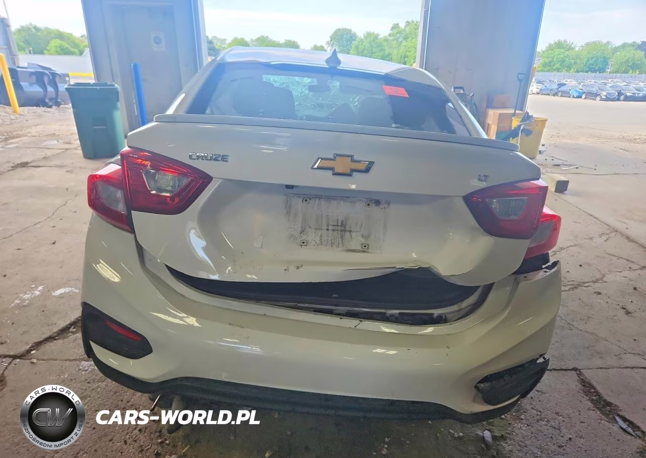 2017 Chevrolet Cruze Lt VIN:1G1BE5SM0H7260868 - 6