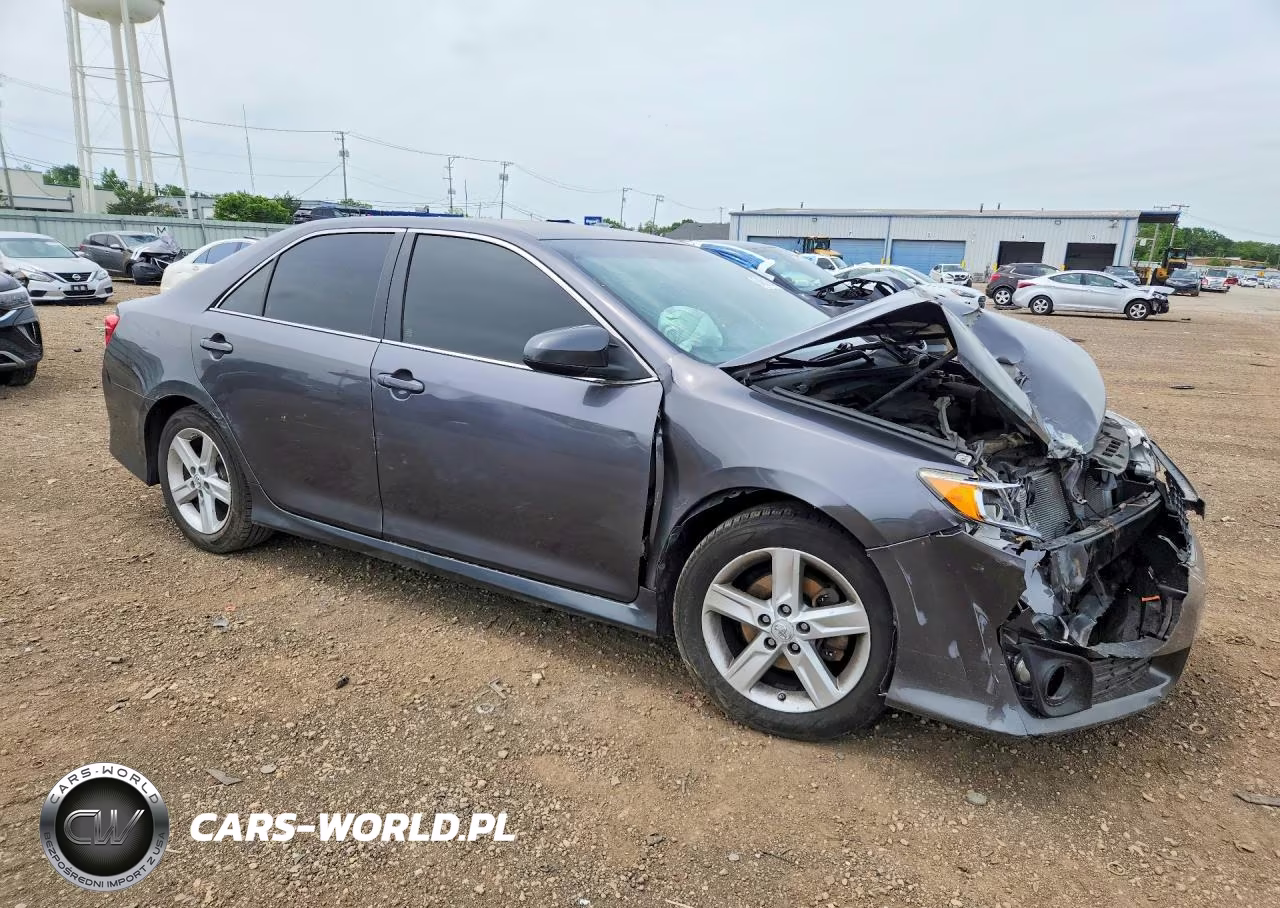 2014 Toyota Camry Se VIN:4T1BF1FK2EU339389 - 4